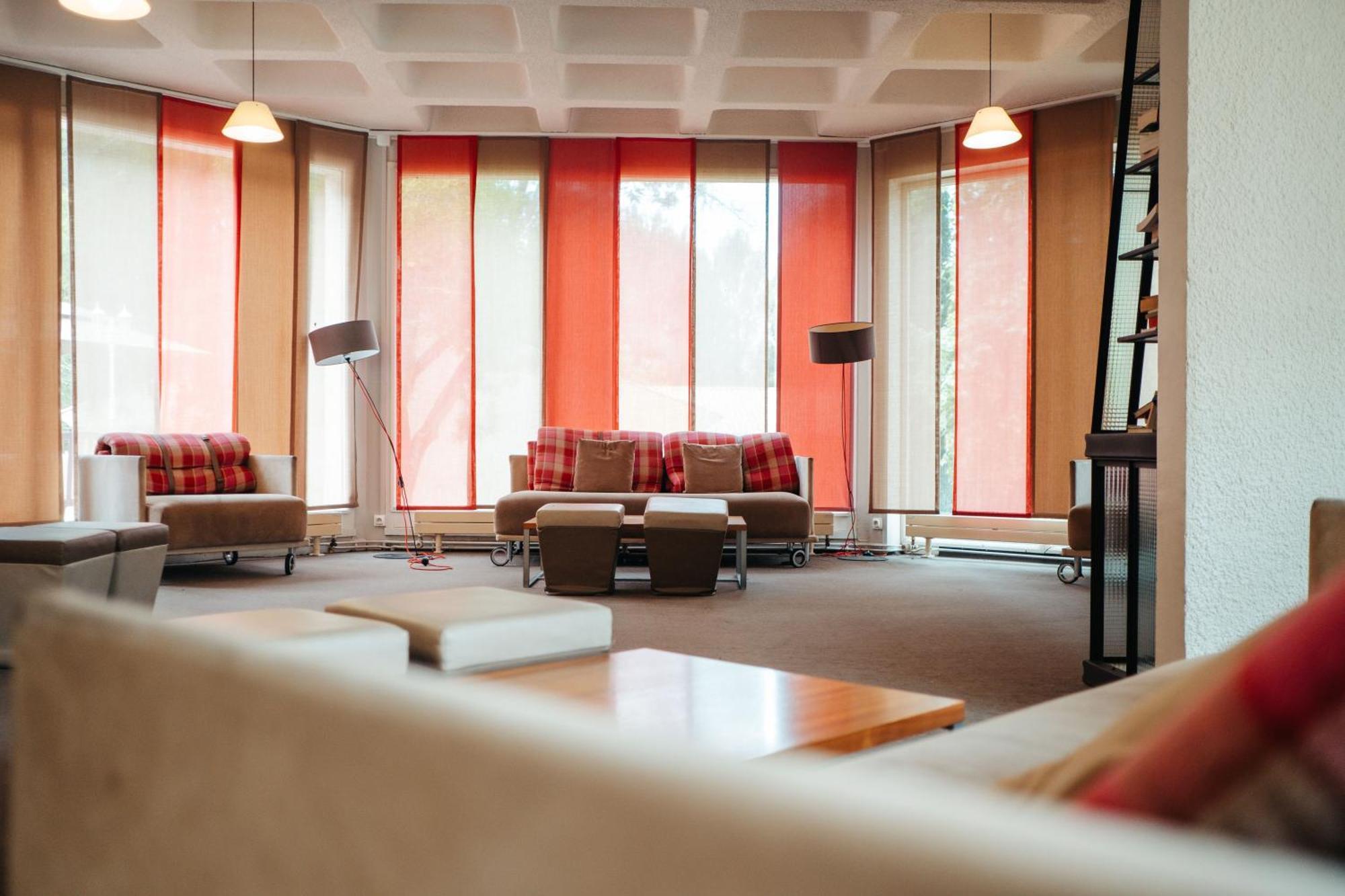 Club Vacances Bleues Domaine De Chateau Laval Греу-ле-Бэн Экстерьер фото