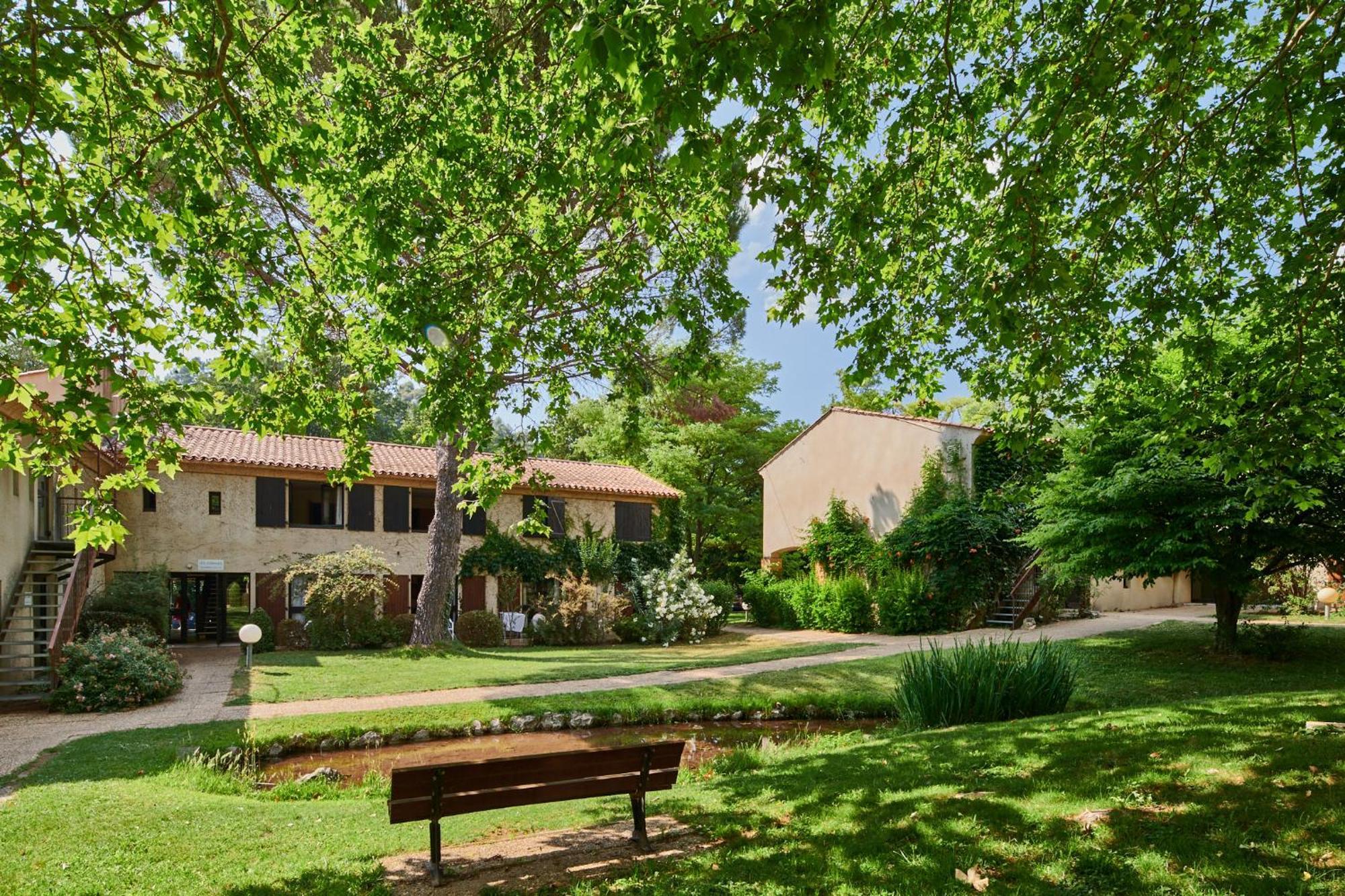 Club Vacances Bleues Domaine De Chateau Laval Греу-ле-Бэн Экстерьер фото