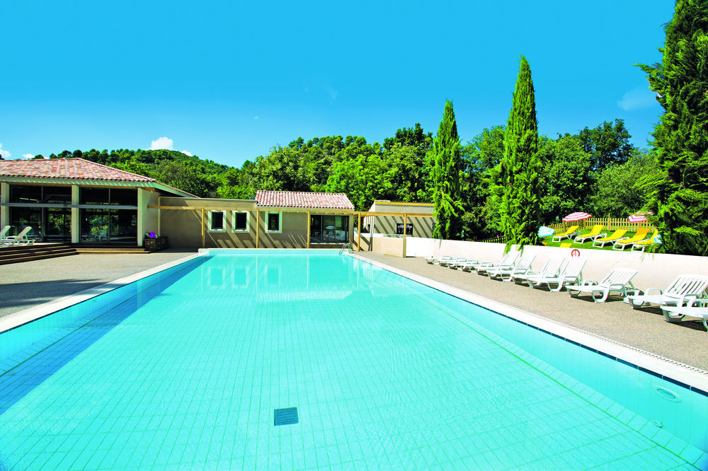 Club Vacances Bleues Domaine De Chateau Laval Греу-ле-Бэн Экстерьер фото