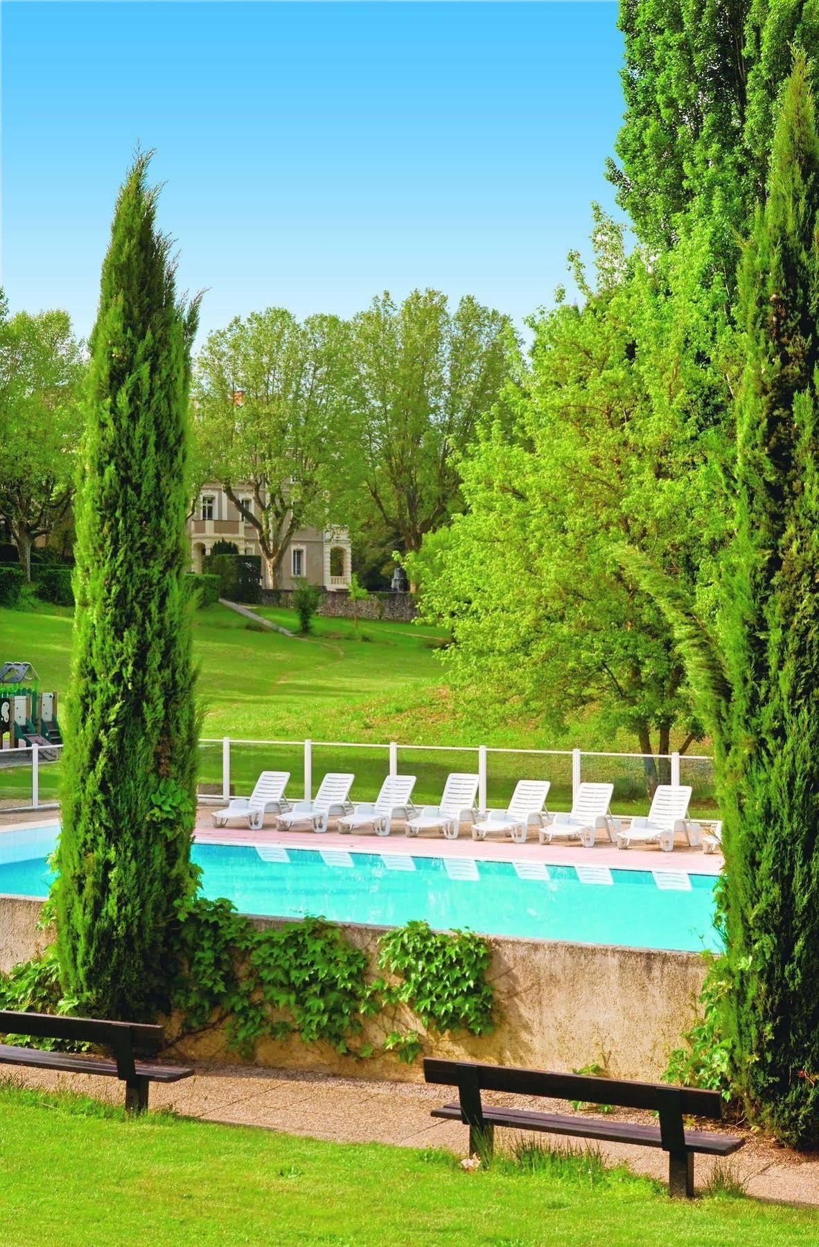 Club Vacances Bleues Domaine De Chateau Laval Греу-ле-Бэн Экстерьер фото